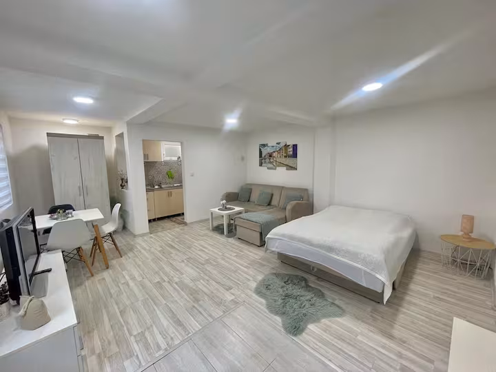 Moderni studio — fotografija 14